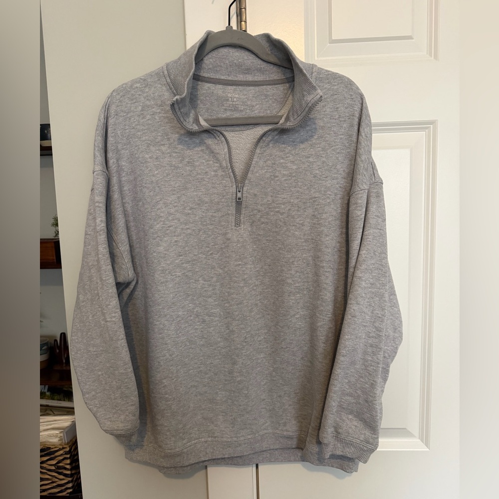 Aerie Half Zip Sweatshirt in Gray